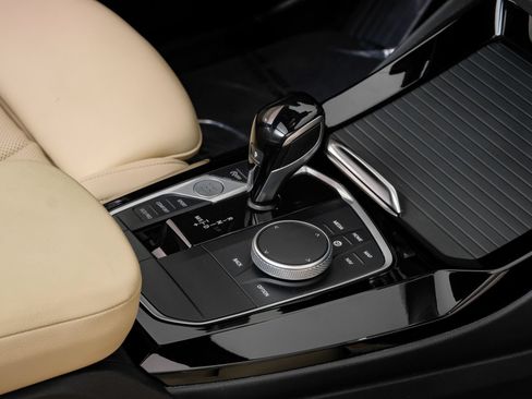 Used 2024 BMW X3 sDrive30i w/ Premium Package RWD image 30
