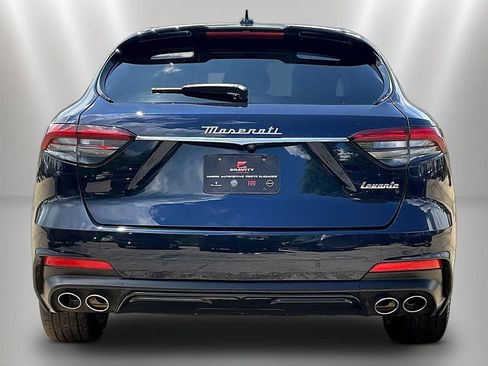 Used 2022 Maserati Levante GT AWD/4WD image 5