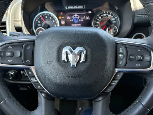 Used 2025 RAM 1500 Laramie AWD/4WD image 19