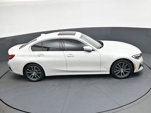 Used 2021 BMW 330i xDrive Sedan w/ Convenience Package image 23