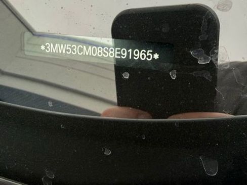 Used 2025 BMW M240i xDrive Coupe w/ Premium Package image 8