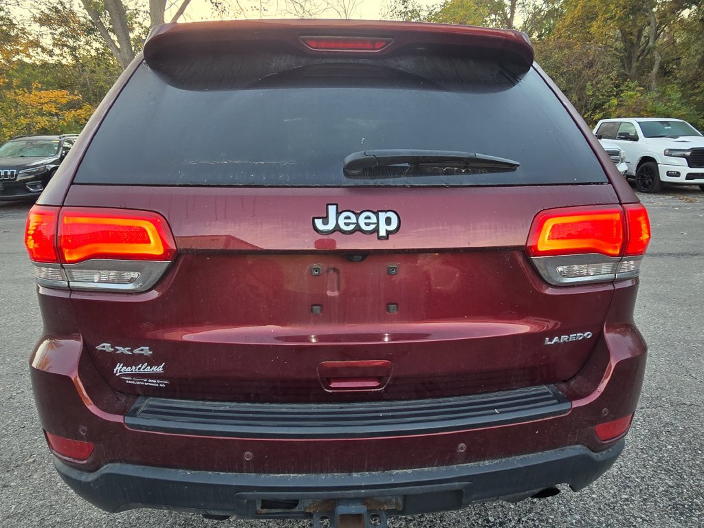 Used 2018 Jeep Grand Cherokee Laredo AWD/4WD image 6