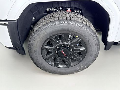 New 2026 GMC Sierra 3500 AT4 w/ AT4 Premium Plus Package AWD/4WD image 26