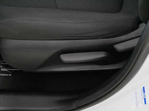 Used 2020 Toyota RAV4 LE image 20