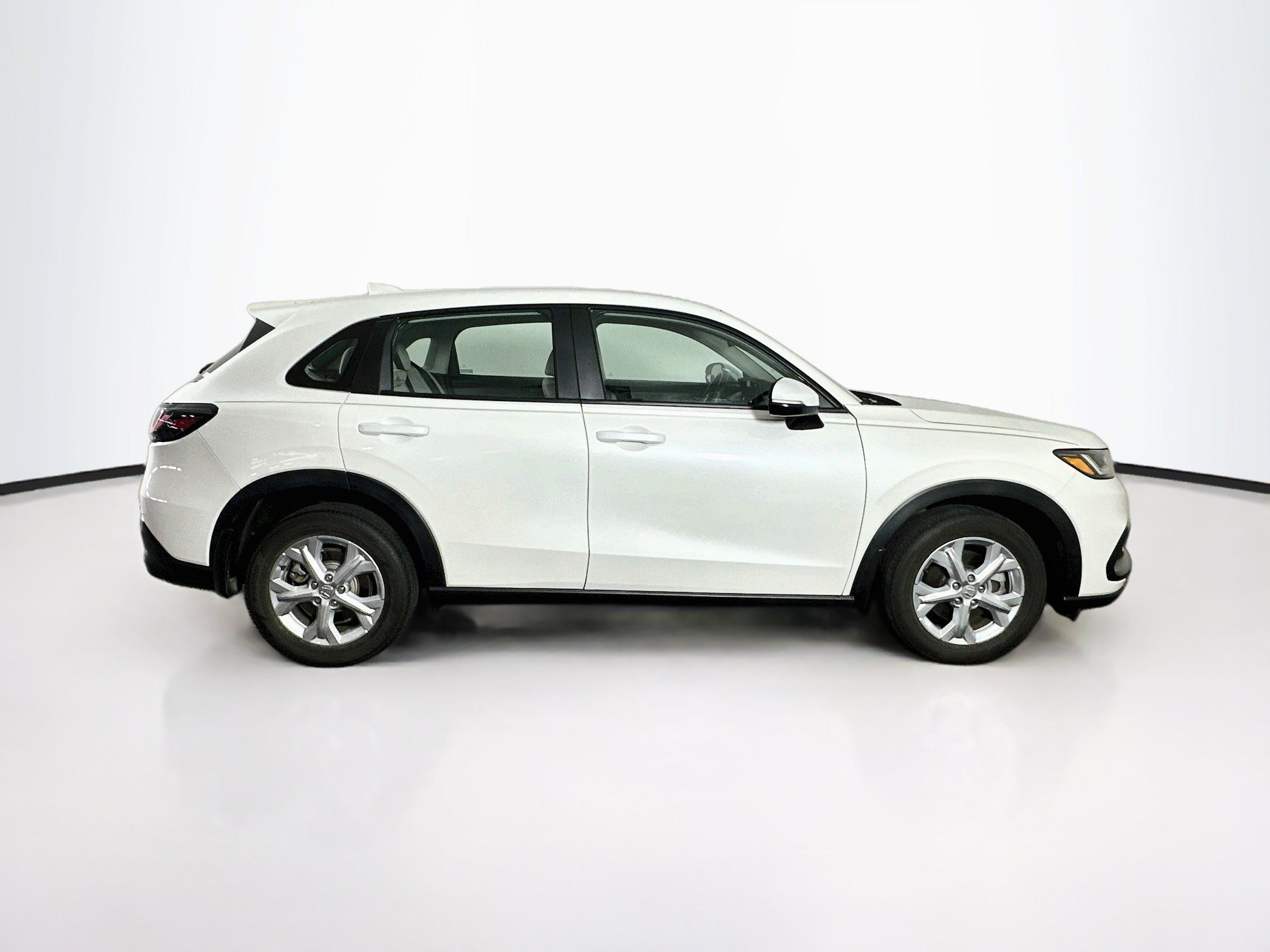 Used 2024 Honda HR-V LX image 10