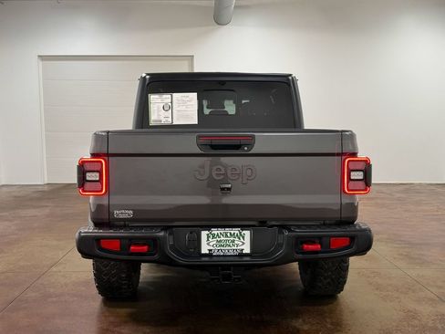 Used 2024 Jeep Gladiator Rubicon w/ Convenience Group AWD/4WD image 25
