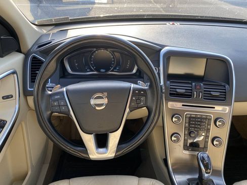 Used 2014 Volvo XC60 T6 AWD/4WD image 23