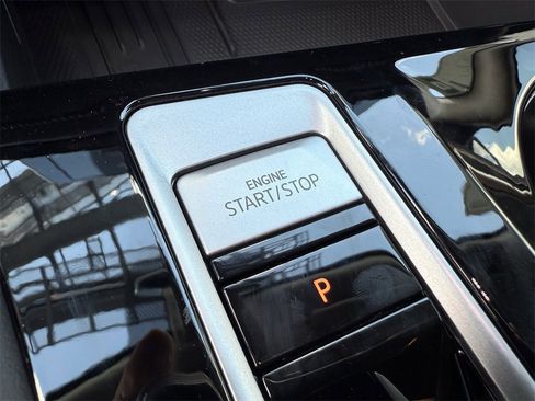 New 2026 Volkswagen Atlas SE image 20