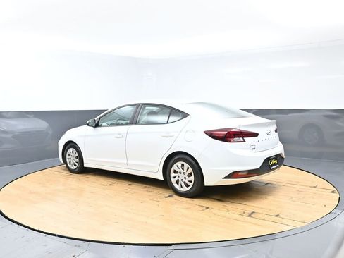 Used 2020 Hyundai Elantra SE w/ Cargo Package (C1) FWD image 7