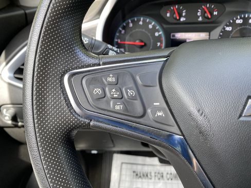 Used 2023 Chevrolet Malibu LT FWD image 18