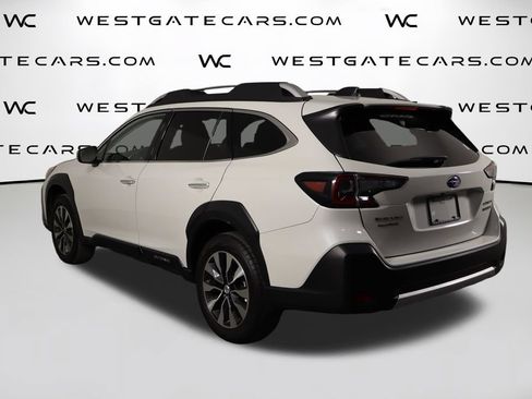 Used 2025 Subaru Outback Touring XT AWD/4WD image 40