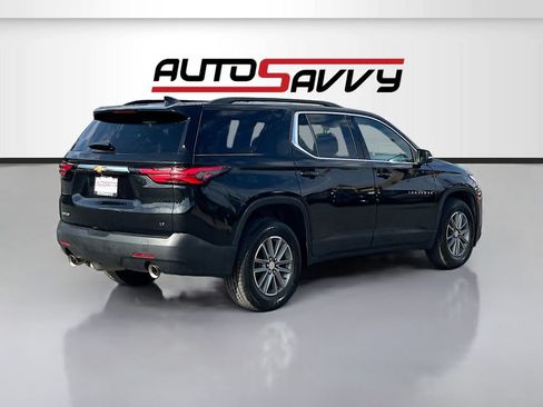 Used 2023 Chevrolet Traverse LT FWD image 7