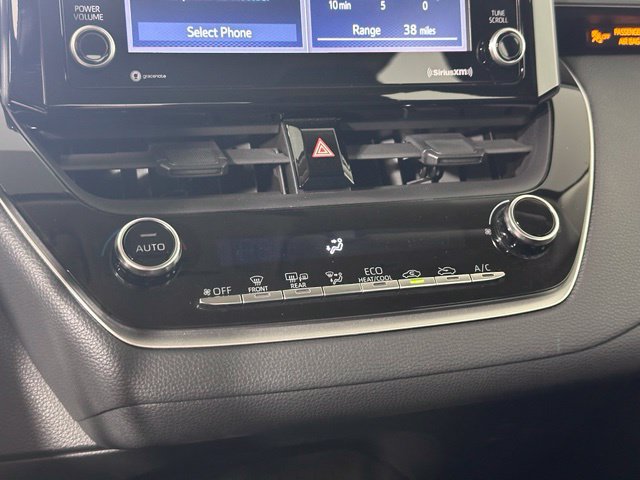 Used 2022 Toyota Corolla LE w/ LE Convenience Package FWD image 19