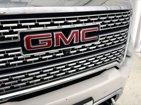 Used 2020 GMC Sierra 2500 Denali w/ Denali Ultimate Package image 7