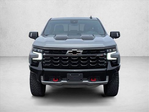Used 2024 Chevrolet Silverado 1500 ZR2 w/ Technology Package image 2