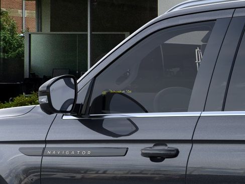 New 2026 Lincoln Navigator Black Label AWD/4WD image 20
