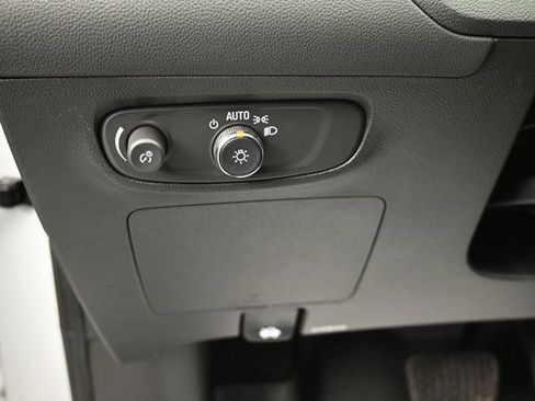 Used 2026 Buick Encore GX Sport Touring image 37