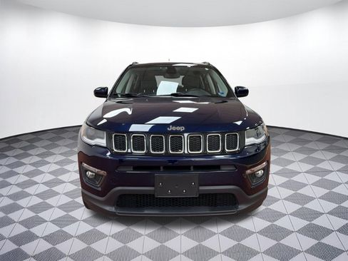Used 2019 Jeep Compass Latitude w/ Popular Equipment Group image 5