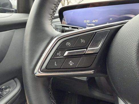 Used 2025 Buick Enclave Sport Touring image 14