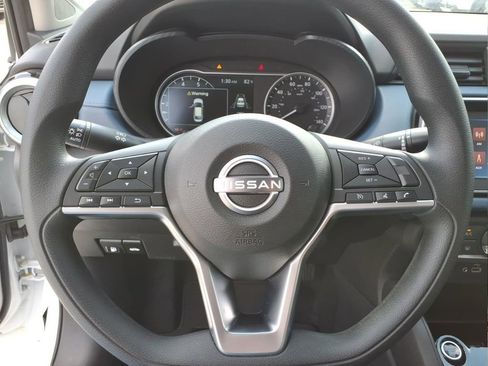 New 2025 Nissan Versa SV w/ Trunk Package image 19