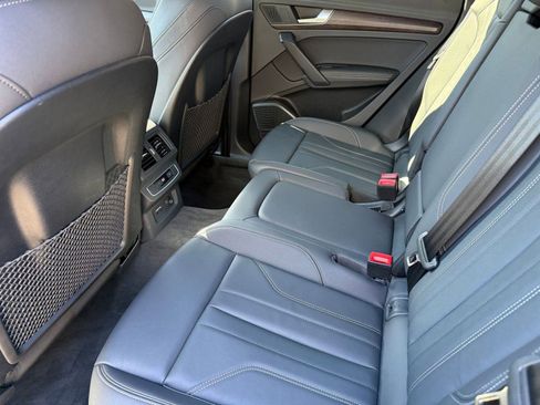 Certified 2025 Audi Q5 e Premium Plus w/ Premium Plus Package image 24