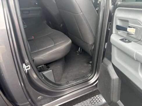 Used 2019 RAM 1500 Warlock w/ Electronics Group RWD image 10