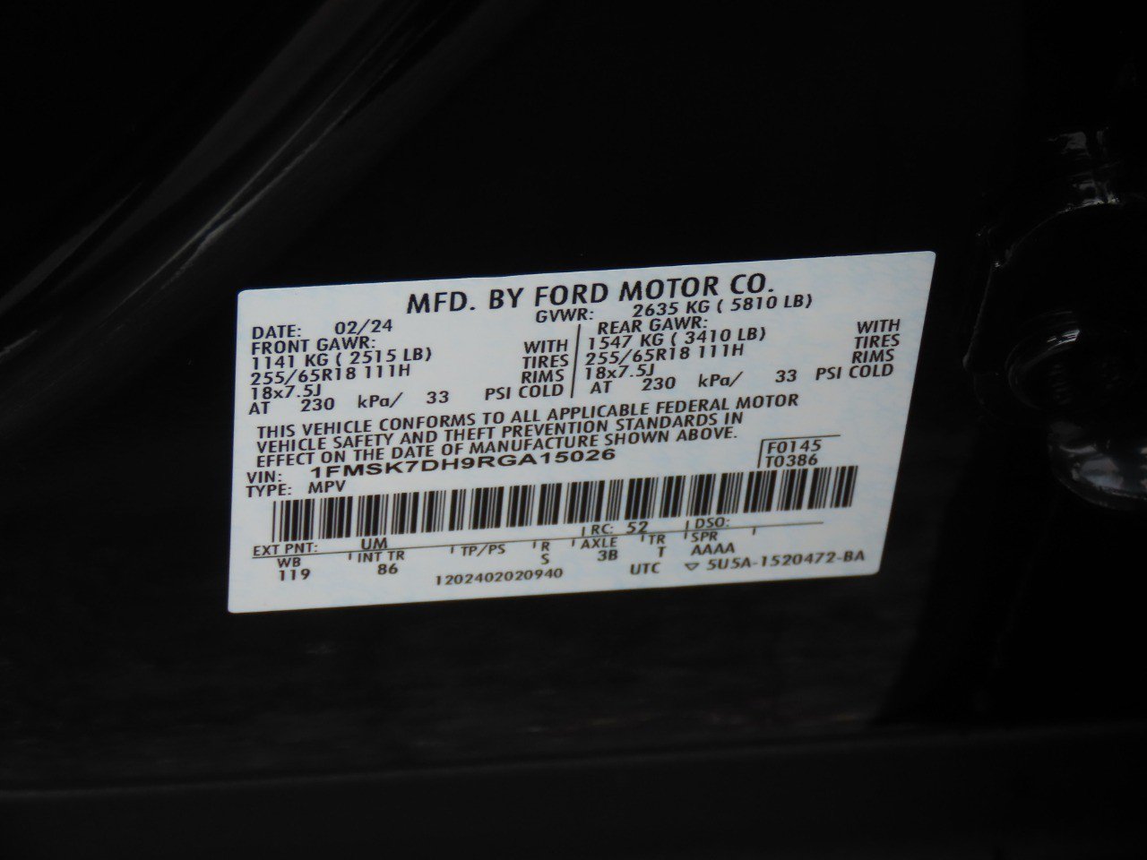 Certified 2024 Ford Explorer XLT RWD image 32