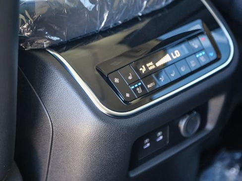 New 2025 INFINITI QX80 Luxe image 22