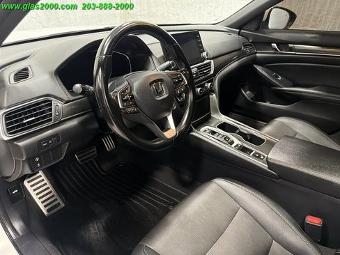 Used 2020 Honda Accord Sport image 3