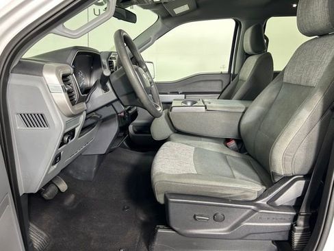 Used 2023 Ford F150 XLT w/ Trailer Tow Package image 17