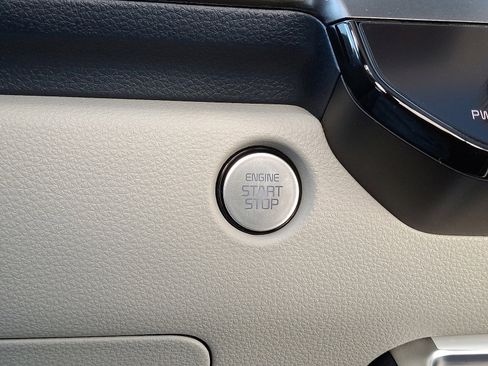 New 2026 Kia Carnival SX Prestige FWD image 19