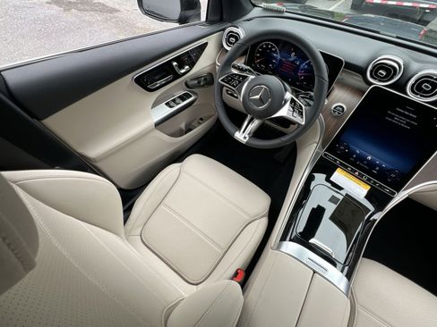 New 2026 Mercedes-Benz GLC 300 4MATIC image 16