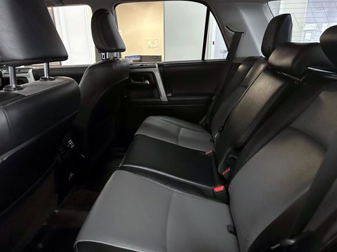 Used 2020 Toyota 4Runner SR5 Premium AWD/4WD image 12