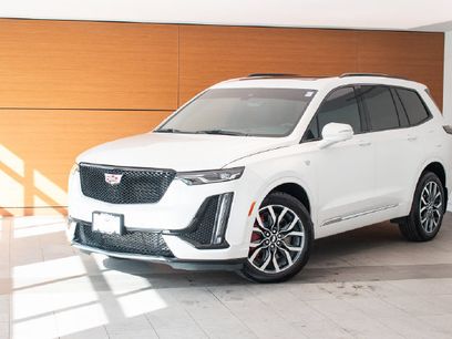Used 2025 Cadillac XT6 Sport w/ Technology Package