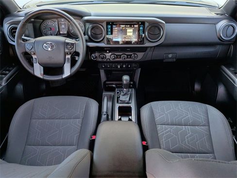 Certified 2019 Toyota Tacoma TRD Sport image 27