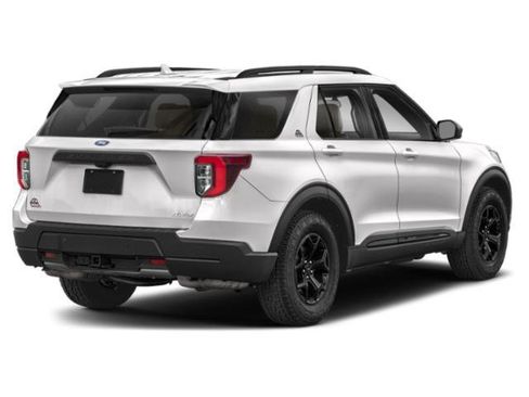 Used 2022 Ford Explorer Timberline image 2