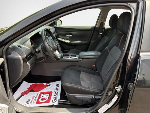 Used 2022 Nissan Sentra SR FWD image 12