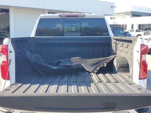 Used 2022 Chevrolet Silverado 1500 RST image 8