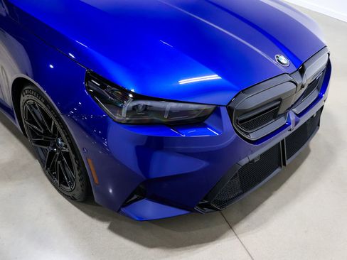 Used 2025 BMW M5 Touring image 94