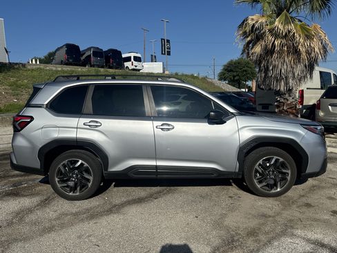 Certified 2025 Subaru Forester Limited w/ Popular Package #2 AWD/4WD image 2