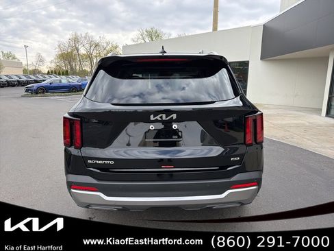 New 2026 Kia Sorento S w/ S Panoramic Sunroof Package AWD/4WD image 8