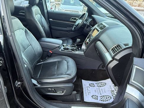 Used 2018 Ford Explorer Limited w/ Ford Safe & Smart Package image 37