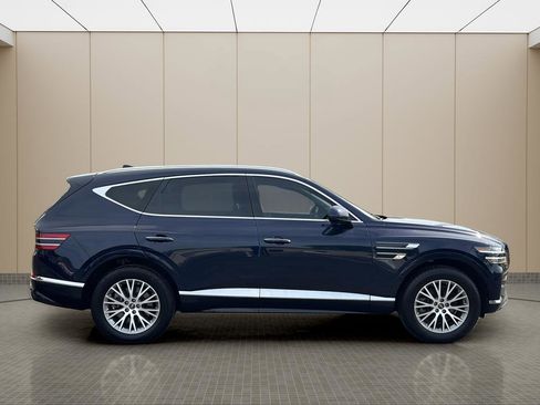 Certified 2024 Genesis GV80 2.5T AWD/4WD image 3