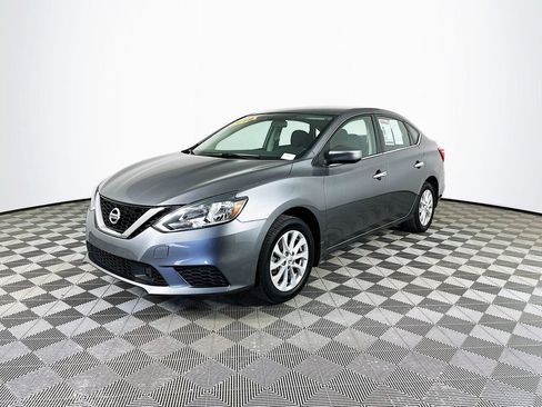 Used 2019 Nissan Sentra SV image 5