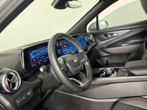 Used 2024 Chevrolet Blazer EV LT AWD/4WD image 22