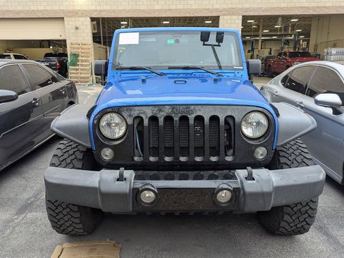 Used 2016 Jeep Wrangler Unlimited Sport image 2