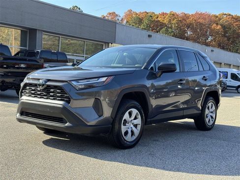 Used 2023 Toyota RAV4 LE image 23