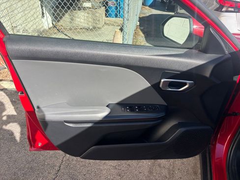 Used 2025 Kia K4 LXS image 20