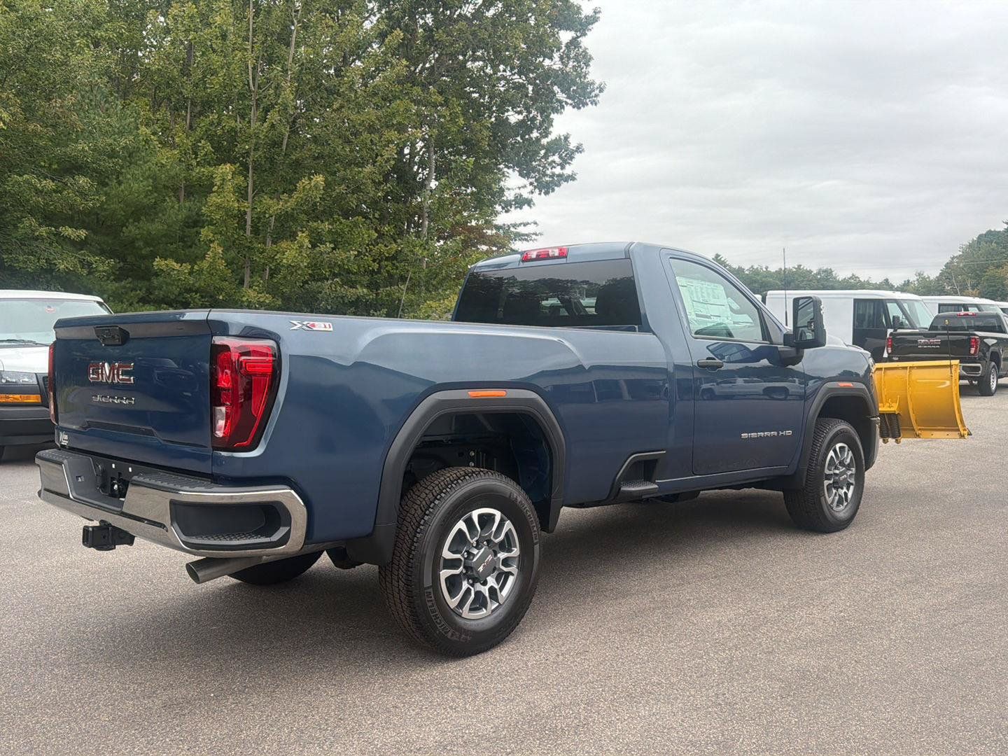 New 2026 GMC Sierra 3500 Pro w/ Convenience Package AWD/4WD image 8