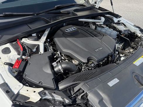 Used 2019 Audi A4 2.0T Premium w/ Convenience Package image 17
